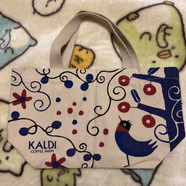 KALDI(カルディ)のカルディ　鳥柄トートバッグ レディースのバッグ(トートバッグ)の商品写真