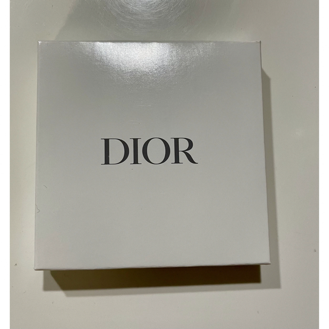 Christian Dior(クリスチャンディオール)のDior ディオール ミラー【新品未使用】 レディースのファッション小物(ミラー)の商品写真