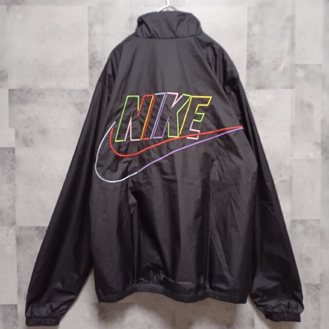 美品　NIKE ナイキ　パーカー　ジャンパー　ブルゾン　ウインドブレーカー　L