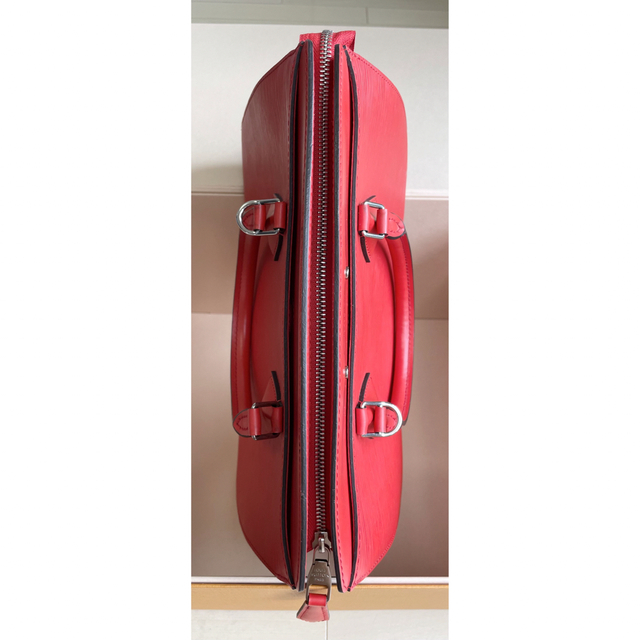 Louis Vuitton Sufuro MM エピ ショルダーバッグ Louis Vuitton Sufuro MM エピ ショルダーバッグ