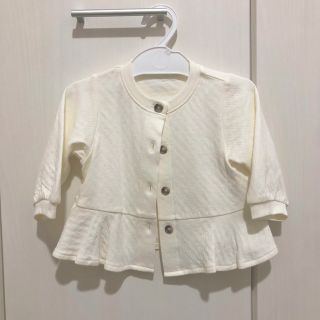 ジーユー(GU)の秋に！新品未使用GUベビー♡70♡綿100%！UVカットブルゾン♡長袖♡フリル(カーディガン/ボレロ)