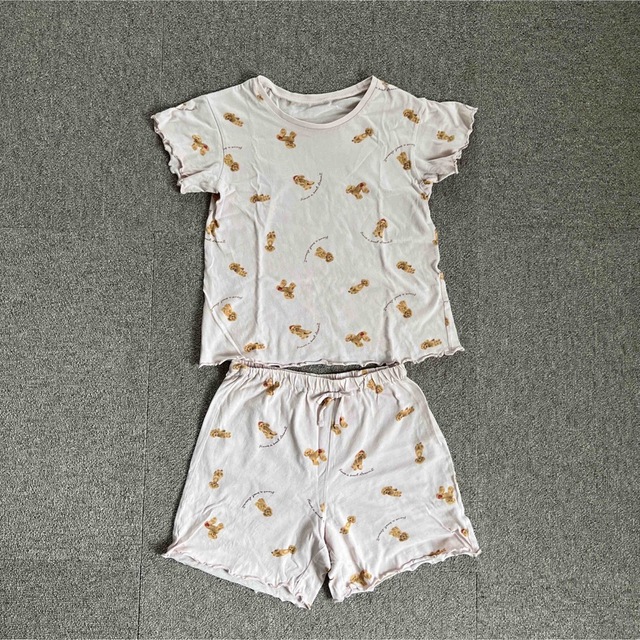 GU(ジーユー)のGU パジャマ 130cm わんこ　犬　トイプードル キッズ/ベビー/マタニティのキッズ服男の子用(90cm~)(パジャマ)の商品写真