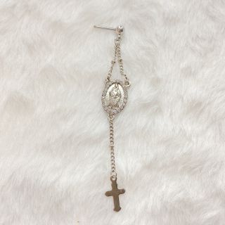 クレアーズ(claire's)のボディピアス♡軟骨ピアス♡14G♡マリア＆十字架(ピアス)