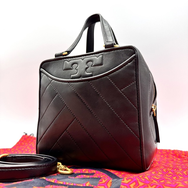 ポイント割引商品 ✨美品・希少✨トリーバーチ チェーンショルダー