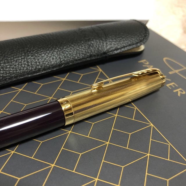 新品未使用 PARKER パーカー51 プレミアムライン 万年筆 プラム ニブF