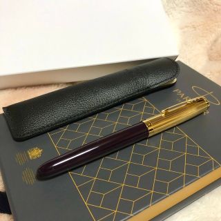 新品未使用 PARKER パーカー51 プレミアムライン 万年筆 プラム ニブF-