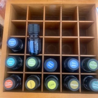 ドテラ(doTERRA)のドテラ エッセンシャルオイル(アロマオイル)