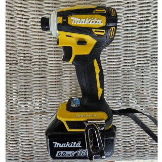 マキタ(Makita)のマキタ充電インパクト TD173DGXFY イエロー 新品未使用(工具/メンテナンス)