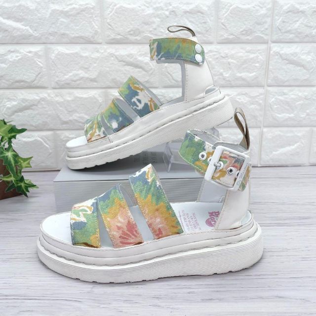 Dr.Martens ドクターマーチン フラットサンダル ボタニカル柄 | www
