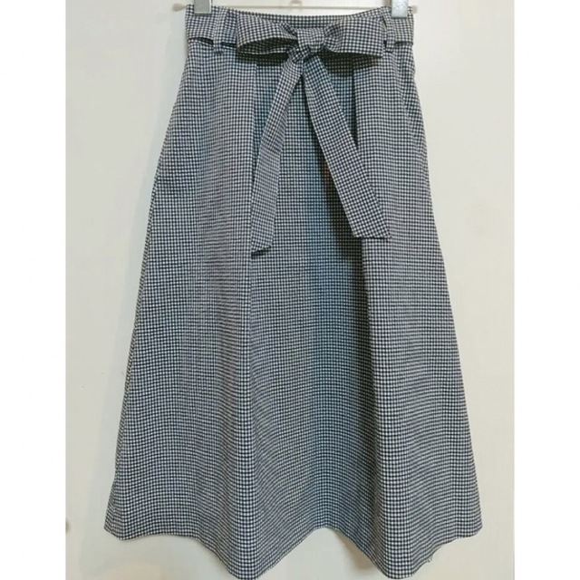 S357  リボンベルト ミモレ丈スカート ギンガムチェック レディースのスカート(ひざ丈スカート)の商品写真
