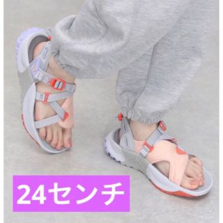 ナイキ(NIKE)の新品 ナイキ NIKE WOONEONTA  オネオンタ サンダル 厚底(サンダル)