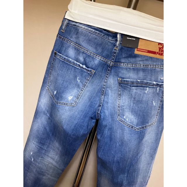 DSQUARED2(ディースクエアード)の新品 44 21aw DSQUARED2 スキニーデニム SKATER 4805 メンズのパンツ(デニム/ジーンズ)の商品写真