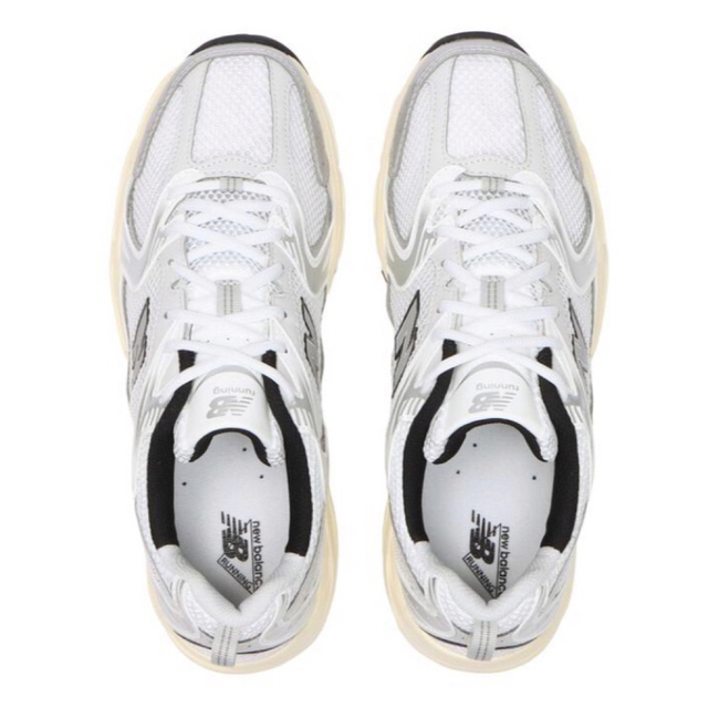 New Balance(ニューバランス)のりん様専用【24.0★新品・タグ付】New Balance MR530TA レディースの靴/シューズ(スニーカー)の商品写真