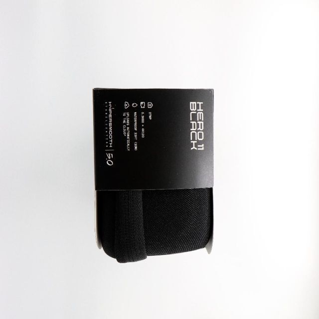 GoPro(ゴープロ)のGoPro HERO11 Blackアクションカメラ (防水 + ブレ補正) スマホ/家電/カメラのカメラ(ビデオカメラ)の商品写真