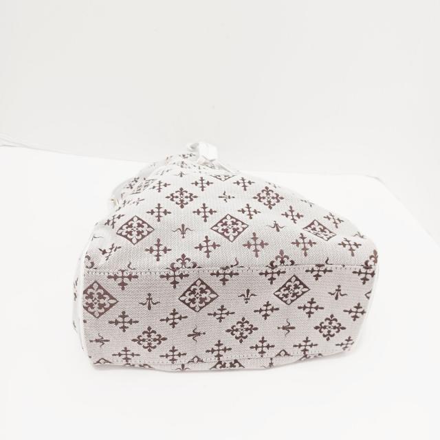Russet(ラシット)のrusset(ラシット) ハンドバッグ - 巾着型 レディースのバッグ(ハンドバッグ)の商品写真