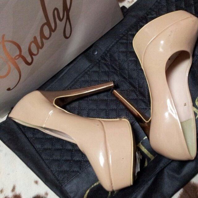Rady - Ｒａｄｙ １４㎝ エナメルパンプス