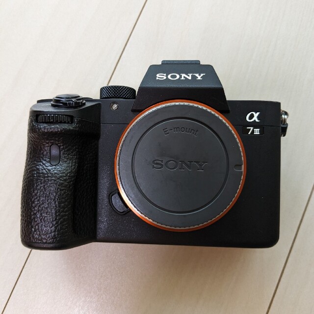 SONY(ソニー)のSONY α７ⅲ 本体 スマホ/家電/カメラのカメラ(ミラーレス一眼)の商品写真