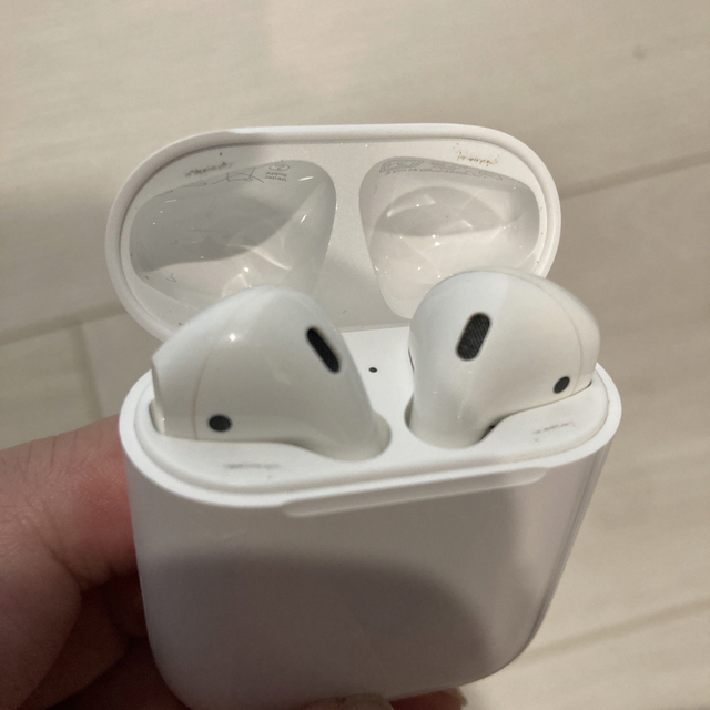 AirPods 第2世代 Apple 純正 エアポッズ A2031 A2032