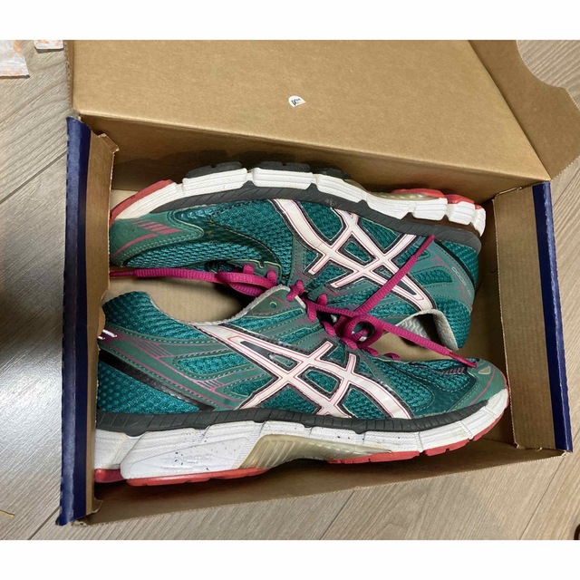 asics(アシックス)のアシックス LADY GT-2000 NEW YORK-WIDE レディースの靴/シューズ(スニーカー)の商品写真