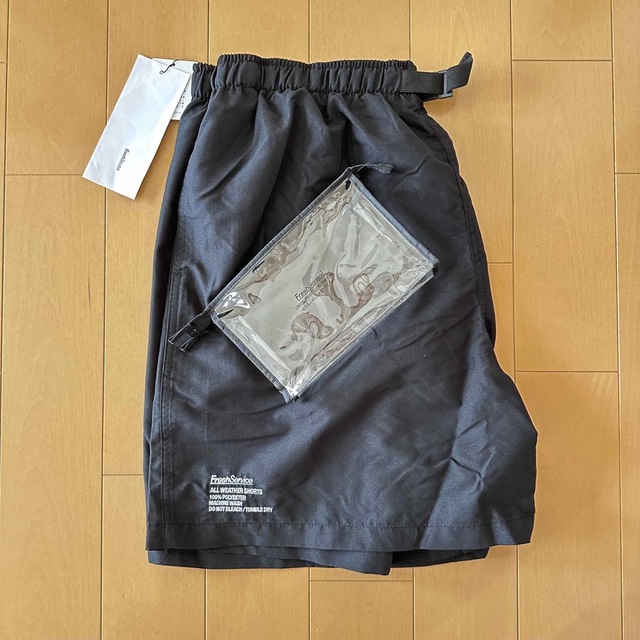 Graphpaper(グラフペーパー)のFreshService ALL WEATHER SHORTSフレッシュサービス メンズのパンツ(ショートパンツ)の商品写真