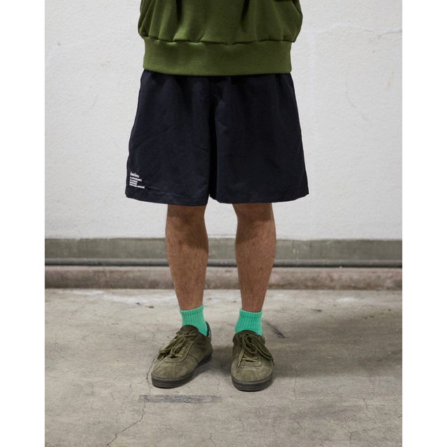 Graphpaper(グラフペーパー)のFreshService ALL WEATHER SHORTSフレッシュサービス メンズのパンツ(ショートパンツ)の商品写真