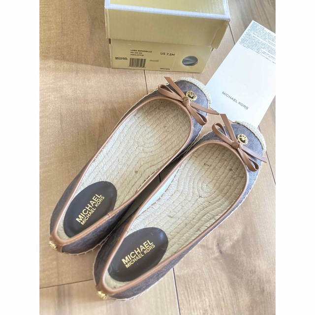 Michael Kors(マイケルコース)のマイケルコース　LORA エスパドリーユ　新品　フラットシューズ　7.5 レディースの靴/シューズ(バレエシューズ)の商品写真