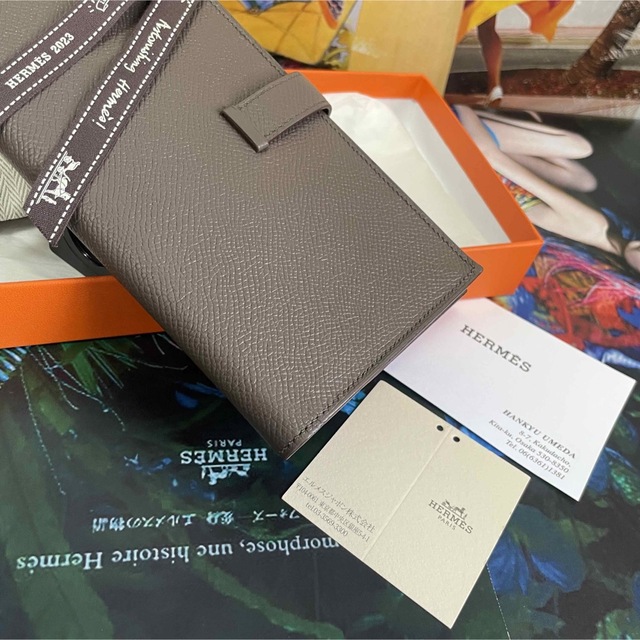 Hermes(エルメス)の【正規品】HERMES 極美品 ✨エルメス 『べアン』スフレ 2018年 レディースのファッション小物(財布)の商品写真