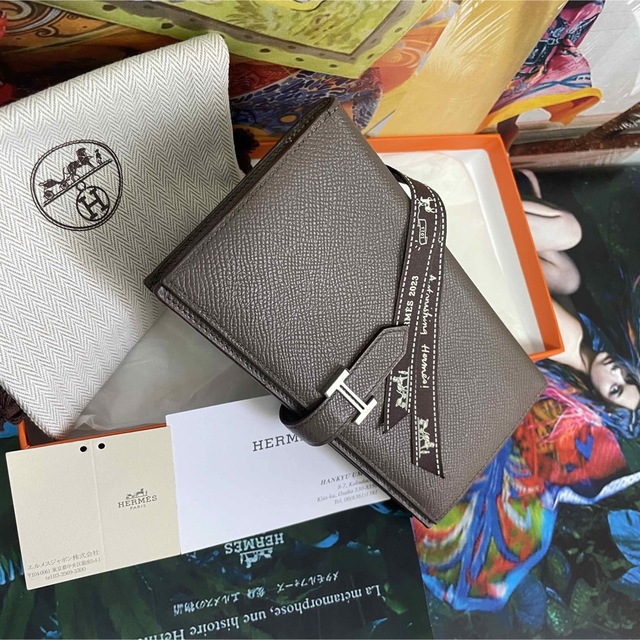 Hermes(エルメス)の【正規品】HERMES 極美品 ✨エルメス 『べアン』スフレ 2018年 レディースのファッション小物(財布)の商品写真