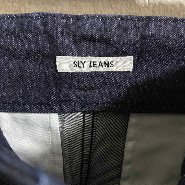 SLY(スライ)のスライ SLY jeans ワイドパンツ デニム タックワイドパンツ レディースのパンツ(デニム/ジーンズ)の商品写真