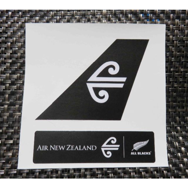 ２枚セットAirNZニュージーランド航空ステッカー■ラグビー代表オールブラックス エンタメ/ホビーのコレクション(印刷物)の商品写真