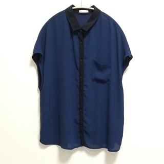 ジーユー(GU)のフレンチスリーブバイカラーシャツ(シャツ/ブラウス(半袖/袖なし))
