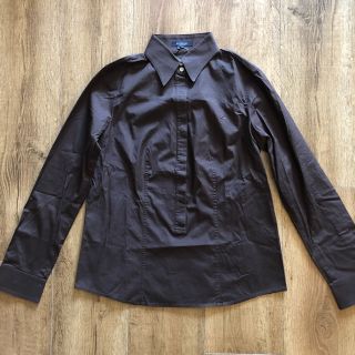 バーバリー(BURBERRY)のサイズ40！新品未使用BURBERRYプルオーバーシャツ ストレッチ有りブラウン(シャツ/ブラウス(長袖/七分))