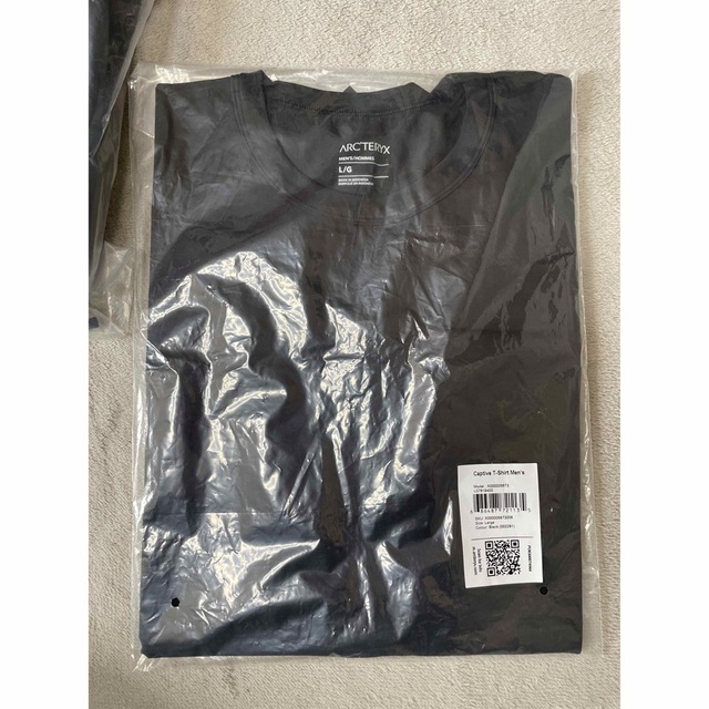 ARC'TERYX(アークテリクス)の2023ss アークテリクス キャプティブ Tシャツ ブラック L メンズのトップス(Tシャツ/カットソー(半袖/袖なし))の商品写真