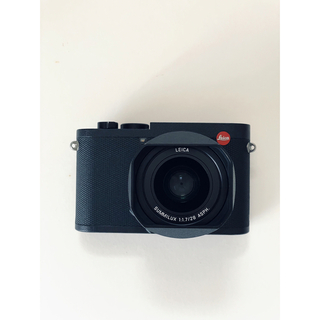 ライカ(LEICA)のLeica Q2 美品 約5万円分のアクセサリー付(コンパクトデジタルカメラ)