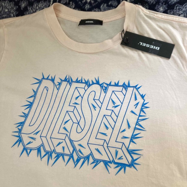 DIESEL(ディーゼル)の新品 DIESEL ディーゼル Tシャツ ブラック ピンク 水色 M ストリート レディースのトップス(Tシャツ(半袖/袖なし))の商品写真