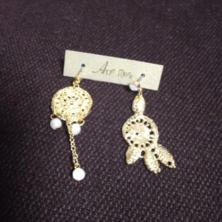 アネモネ(Ane Mone)の新品☆アネモネのピアス（ゴールド）(ピアス)