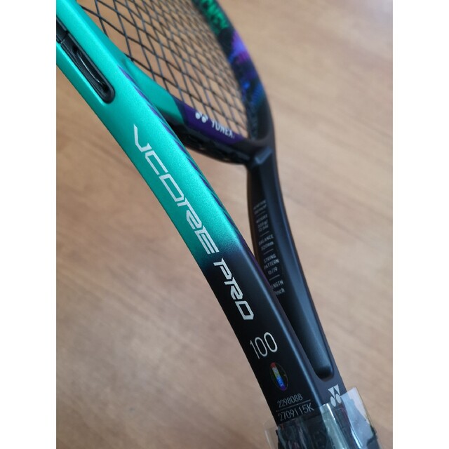 YONEX(ヨネックス)の【中古】美品　ヨネックス　Vコア プロ 100 300g スポーツ/アウトドアのテニス(ラケット)の商品写真