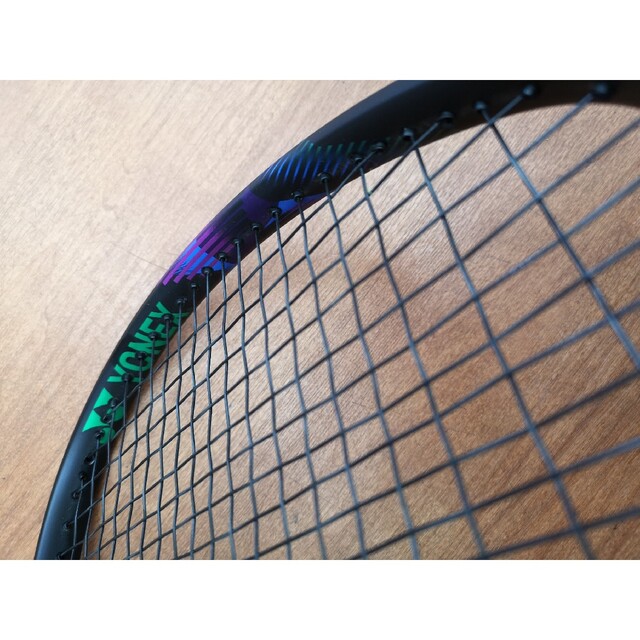 YONEX(ヨネックス)の【中古】美品　ヨネックス　Vコア プロ 100 300g スポーツ/アウトドアのテニス(ラケット)の商品写真