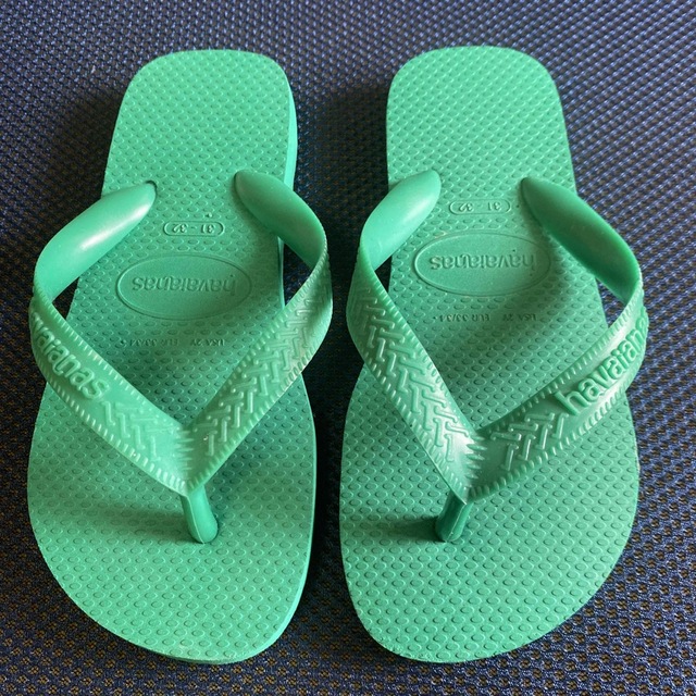 havaianas(ハワイアナス)のhavaianas (ハワイアナス) Kids ラバービーチサンダル　 キッズ/ベビー/マタニティのキッズ靴/シューズ(15cm~)(サンダル)の商品写真