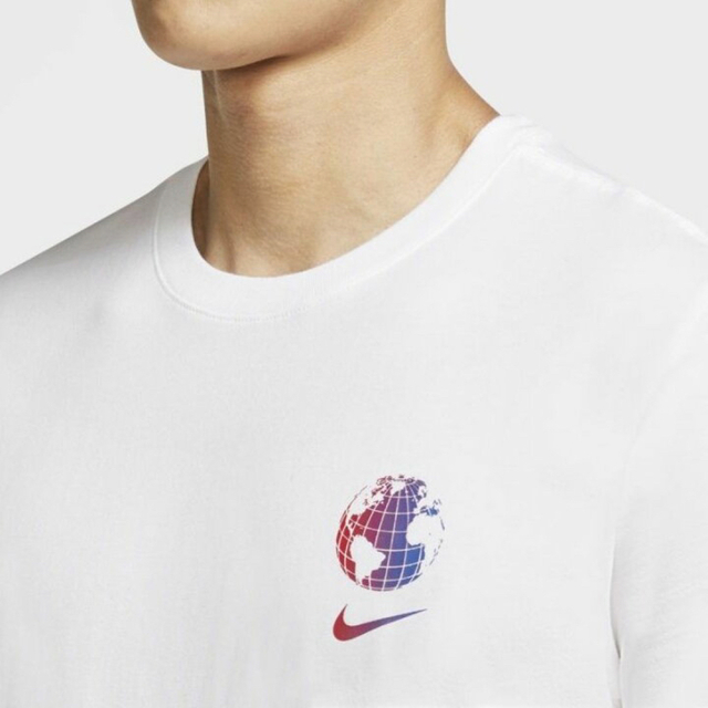 NIKE(ナイキ)の⭐️新品未使用⭐️NIKE  ナイキ　Tシャツ メンズのトップス(Tシャツ/カットソー(半袖/袖なし))の商品写真