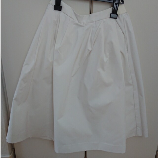 UNIQLO(ユニクロ)の値下げ 美品☆スカート  UNIQLO(スカートのみ) レディースのスカート(ひざ丈スカート)の商品写真