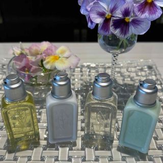 ロクシタン(L'OCCITANE)の【新品】ロクシタン　バーベナ　ヘアケア&ボディケア　30mlミニサイズセット(シャンプー/コンディショナーセット)