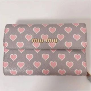 早い者勝ち!! MIUMIU マドラス 3つ折り財布 ピンクベージュ