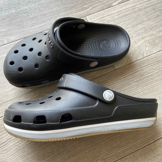 crocs(クロックス)のクロックス relaxed fit サンダル キッズ/ベビー/マタニティのキッズ靴/シューズ(15cm~)(サンダル)の商品写真