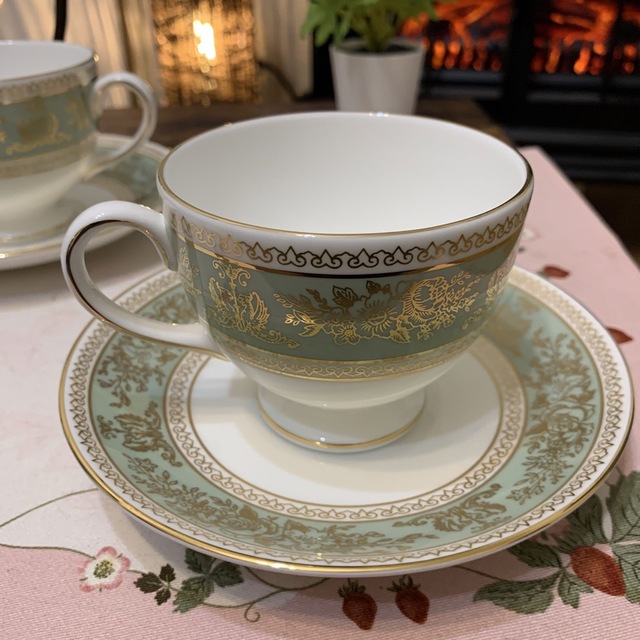 希少　豪華 Wedgwood コロンビアセージグリーン　2種×3客