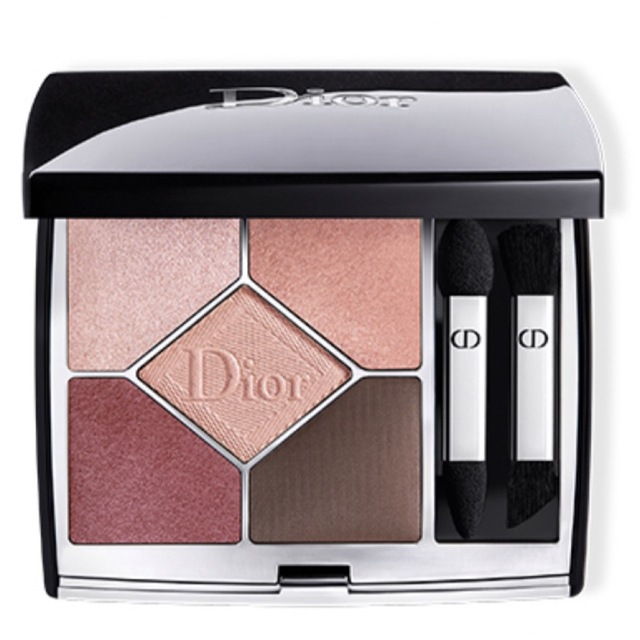 Christian Dior(クリスチャンディオール)のサンク クルール クチュール 899 ソフトペタル 限定色 コスメ/美容のベースメイク/化粧品(アイシャドウ)の商品写真