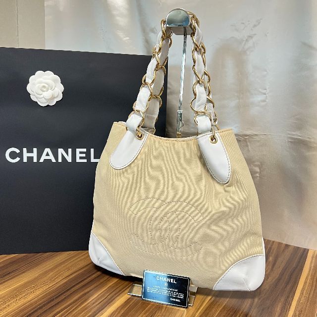 ⭐️美品⭐️CHANEL シャネル チェーン バッグ カジュアルな女性
