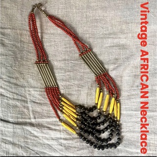 【Vintage ／送料込・即購入可】 アフリカントライバルネックレス(ネックレス)