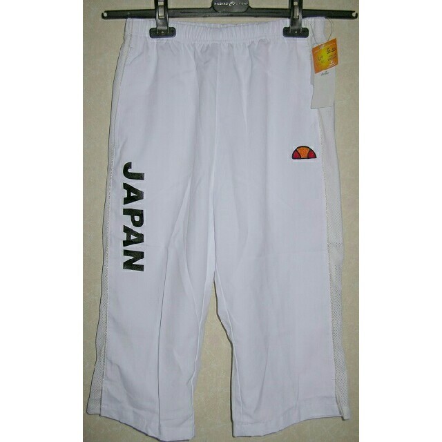 ellesse(エレッセ)の新品 エレッセ 日本代表 ゴールドウイン ハーフパンツ UVカット速乾 M 白 スポーツ/アウトドアのテニス(ウェア)の商品写真