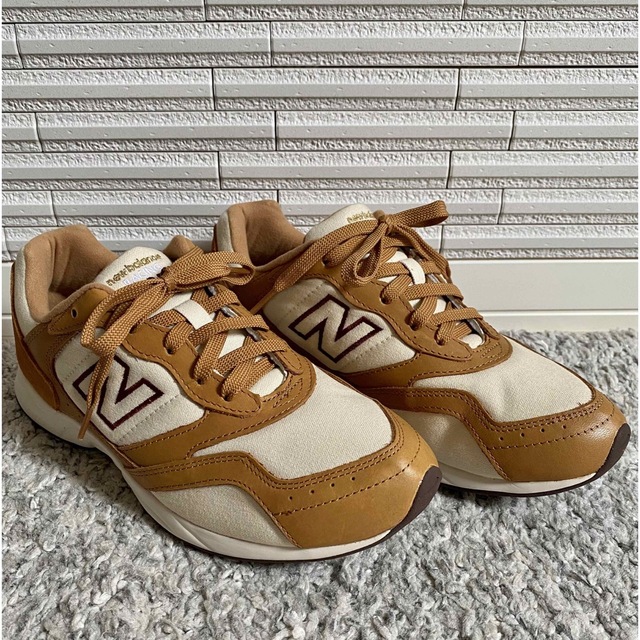 New Balance(ニューバランス)の【新品未使用】ニューバランス ビューティー＆ユース別注 レディースの靴/シューズ(スニーカー)の商品写真